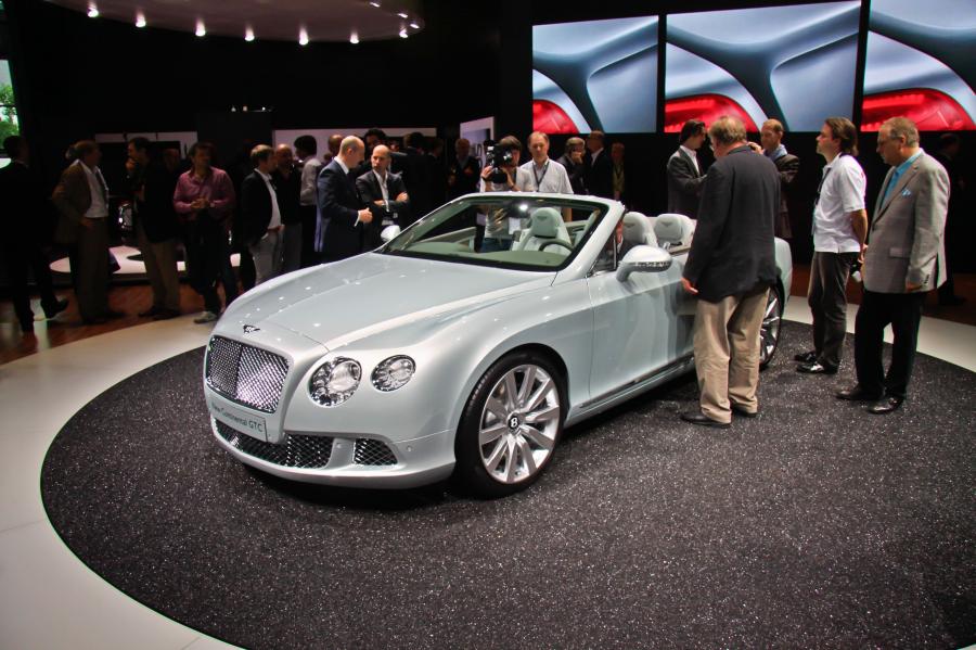  Bentley Continental GTC 2012 года  (фото 141 из 141)